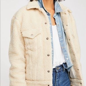 all over sherpa trucker jacket levi's